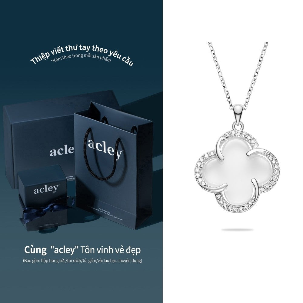 Dây chuyền bạc S925 cỏ bốn lá đá mã não chalcedony