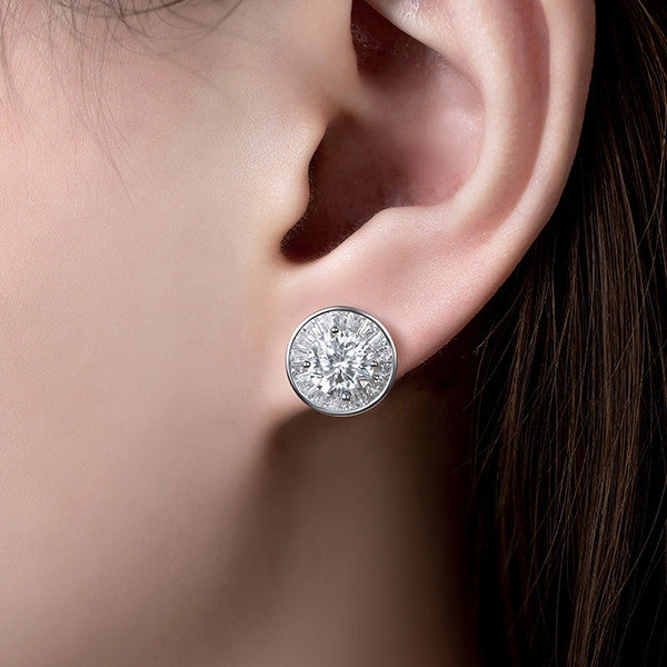 Bông tai bạc S925 đính đá Moissanite dáng tròn viền baguette