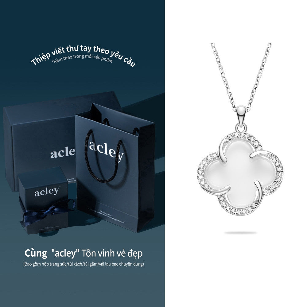 Dây chuyền bạc S925 cỏ bốn lá đá mã não chalcedony