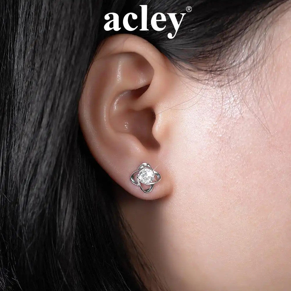 Bông tai bạc S925 đính đá moissanite hình cỏ bốn lá