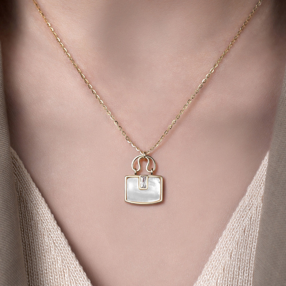 Dây chuyền bạc S925 mặt túi xách xà cừ trắng đính đá zircon 5A